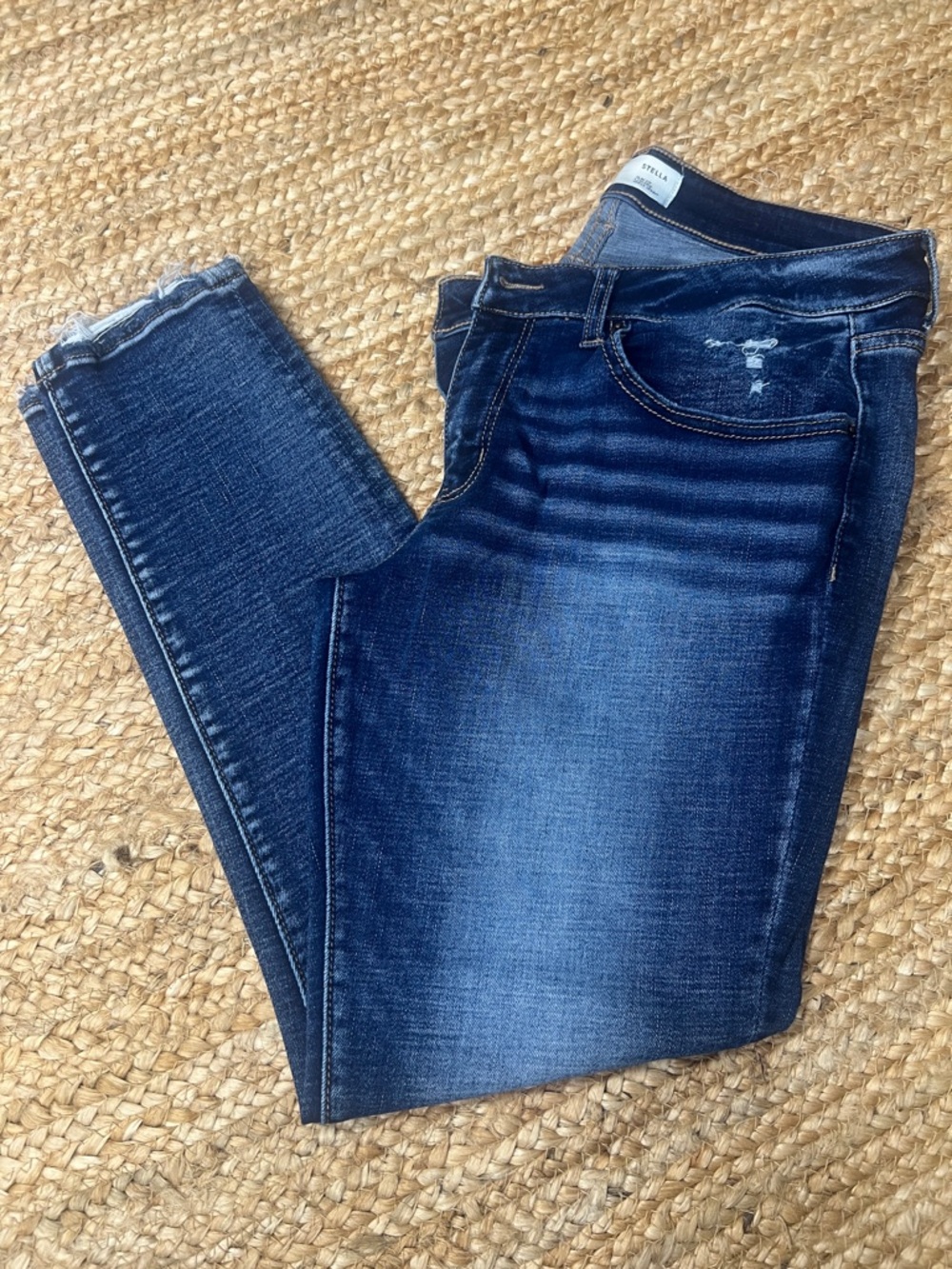 BKE Women’s Skinny Jeans in Deep Blue Fade